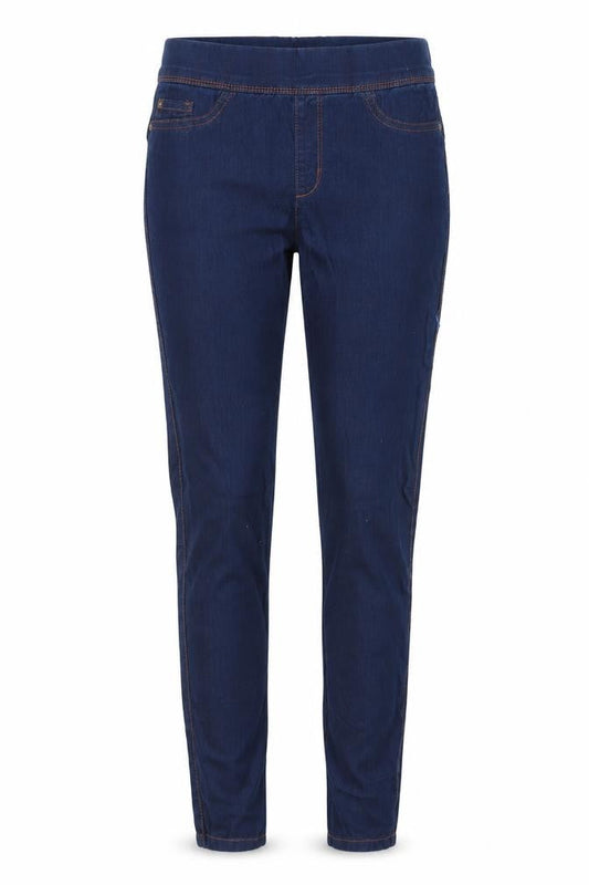 Front view of Denim Co women’s blue jegging jeans, size UK 8, 28-inch leg