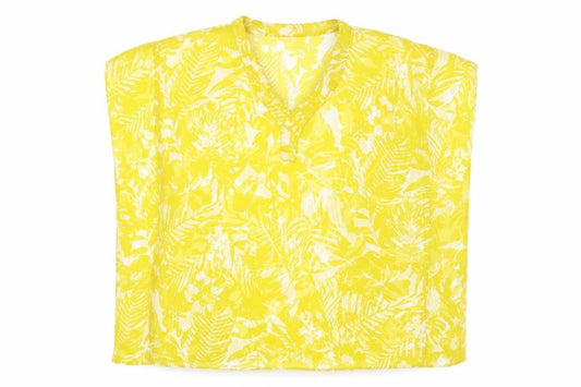 Front view of Yessica women’s green floral basic blouse, size S