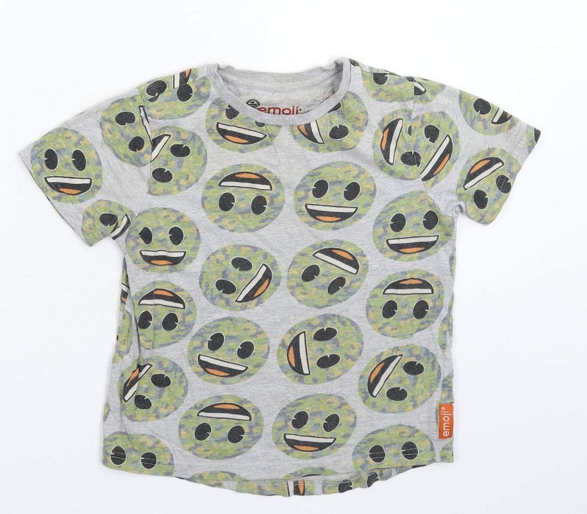 Additional front view of Nutmeg boys’ grey basic t-shirt, size 5-6, years