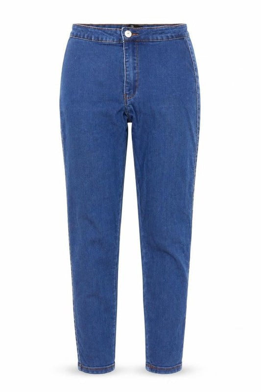 Front view of Missguided women’s blue denim jegging jeans, size UK 8, 27-inch leg