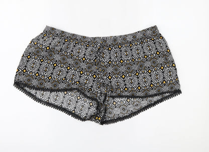 Primark Womens Black Geometric  Sweat Shorts Size L