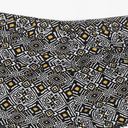 Primark Womens Black Geometric  Sweat Shorts Size L