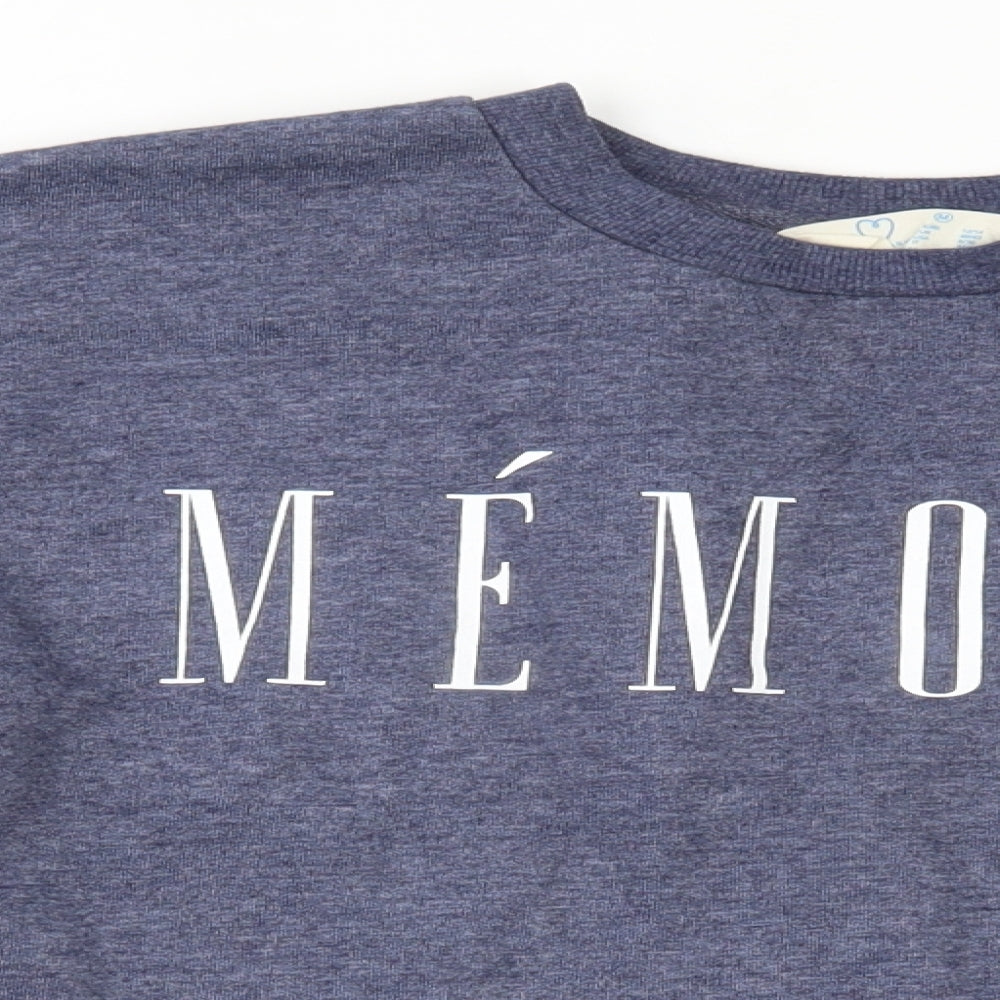 Close-up detail of Primark women’s blue pullover sweatshirt, size M