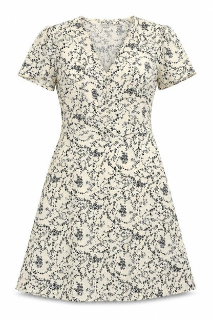 Front view of Missguided women’s ivory floral fit & flare, size UK 4