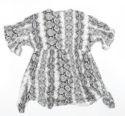 Boohoo Womens White Animal Print  Basic Blouse Size 12