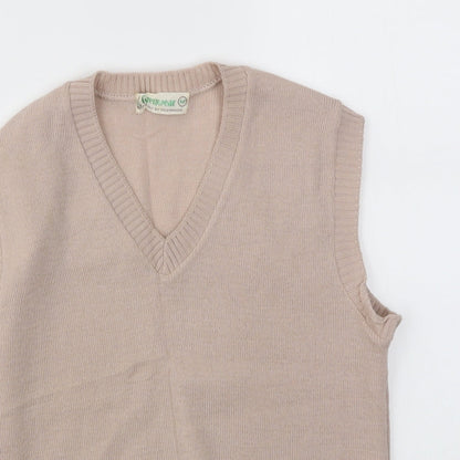 Close-up detail of GRENWEAR women’s pink jumper, size M