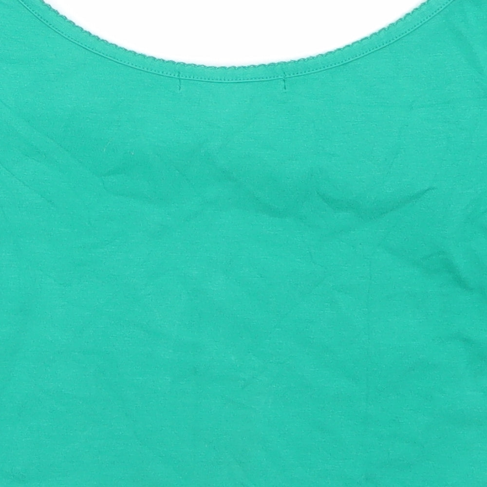 FOREVER 21 Womens Green   Basic T-Shirt Size M