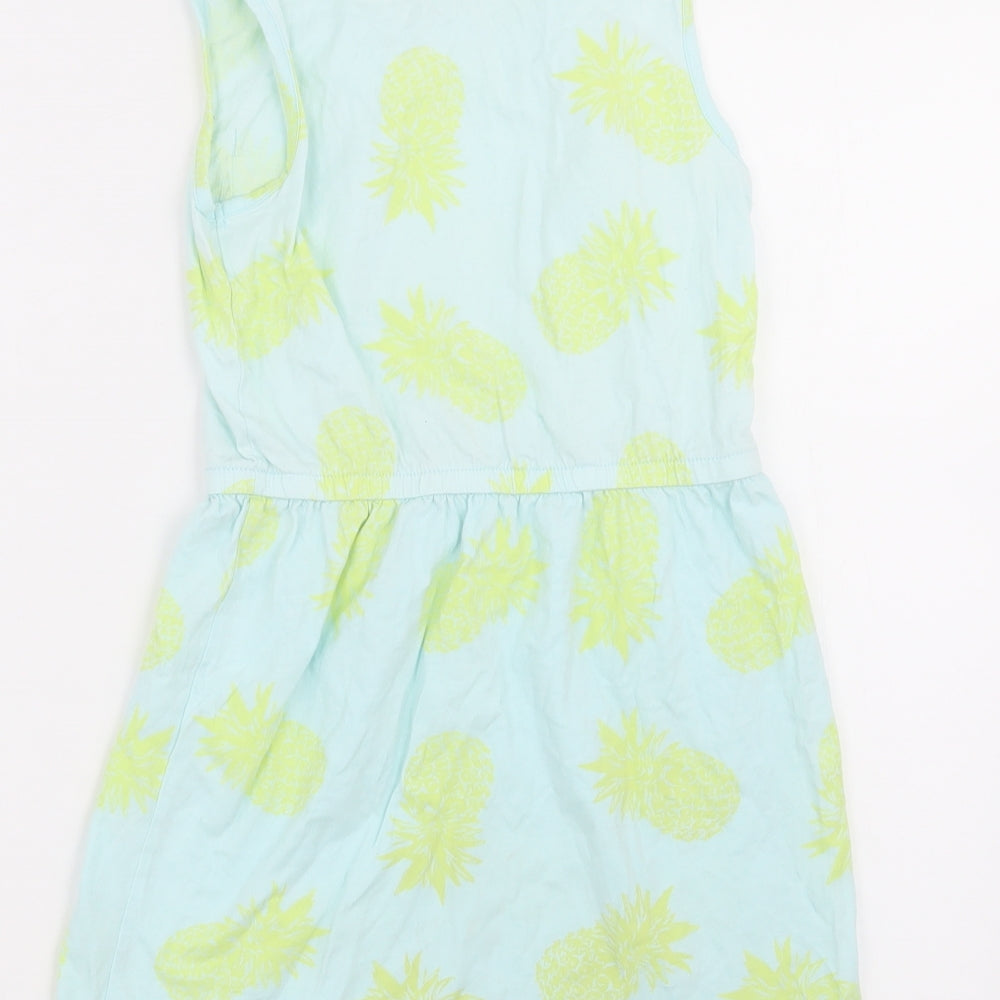 Brand and care label for Gap girls’ blue polka dot a-line, size M