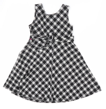 Ashley Annn Girls Black Check  Fit & Flare  Size 6 Years
