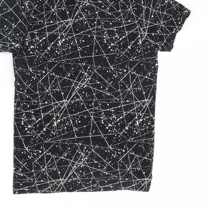 Brand and care label for Urban Debt boys’ black geometric basic polo, size 9, years