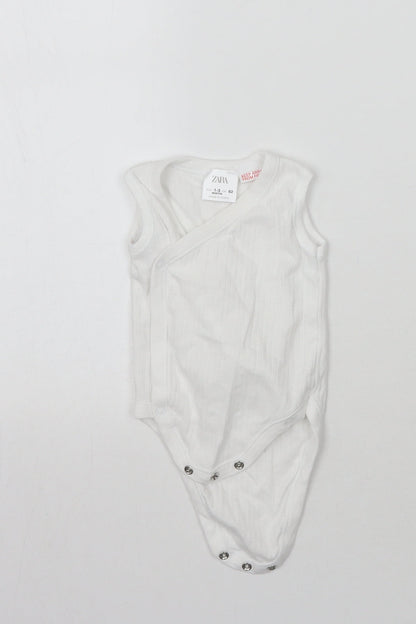Zara Baby White   Babygrow One-Piece Size 0-3 Months