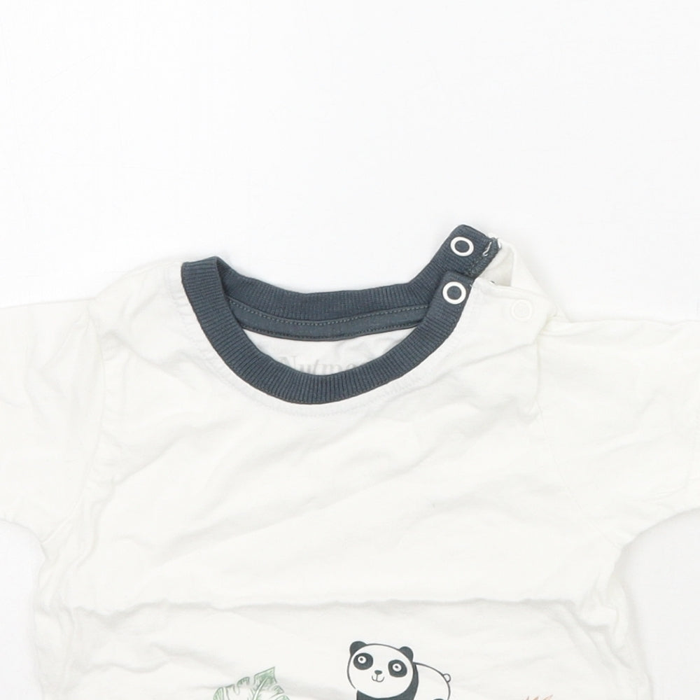 Nutmeg Baby White Animal Print  Basic T-Shirt Size 9-12 Months