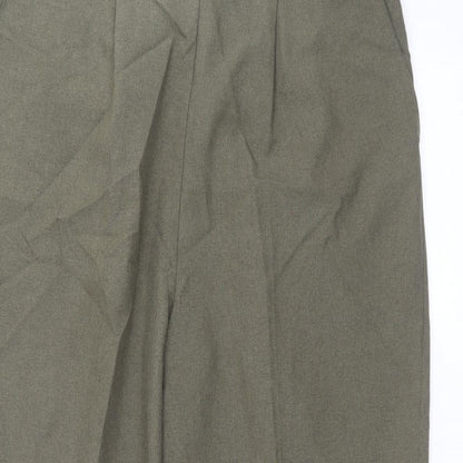 Classics Womens Green   Trousers  Size 22 L25 in