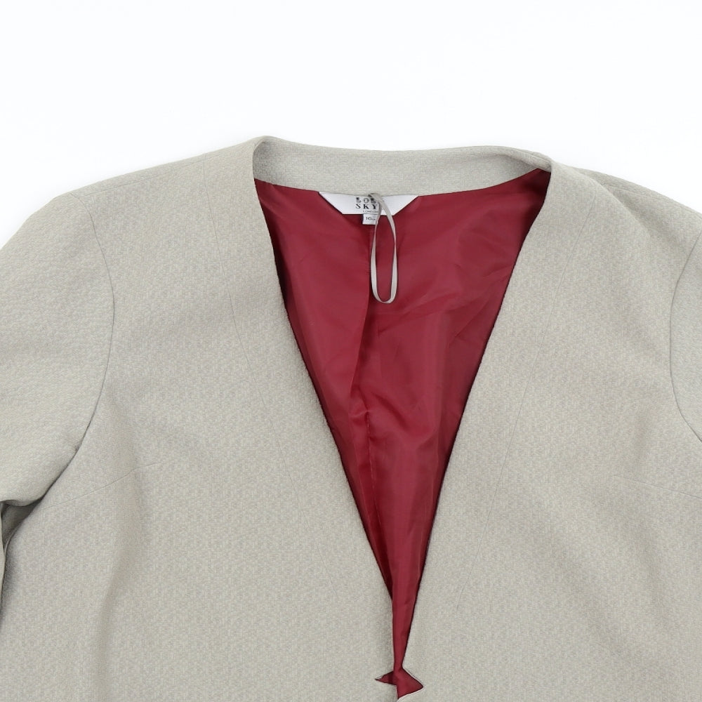 Close-up detail of Lola Skye women’s beige jacket blazer, size UK 16
