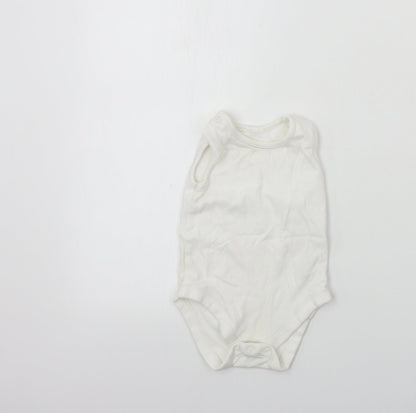 Nutmeg  Baby White   Babygrow One-Piece Size 9-12 Months
