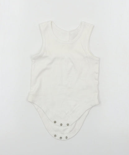 F&F  Boys White   Babygrow One-Piece Size 9-12 Months