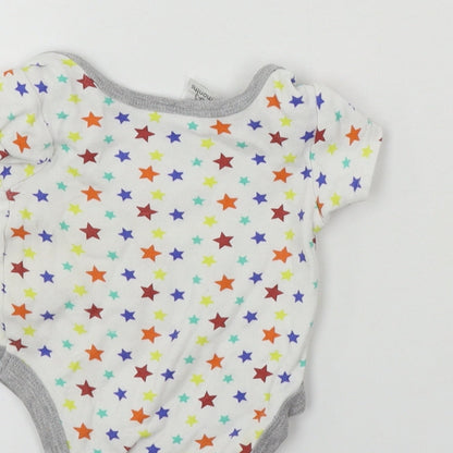 Preworn  Boys White   Babygrow One-Piece Size 0-3 Months