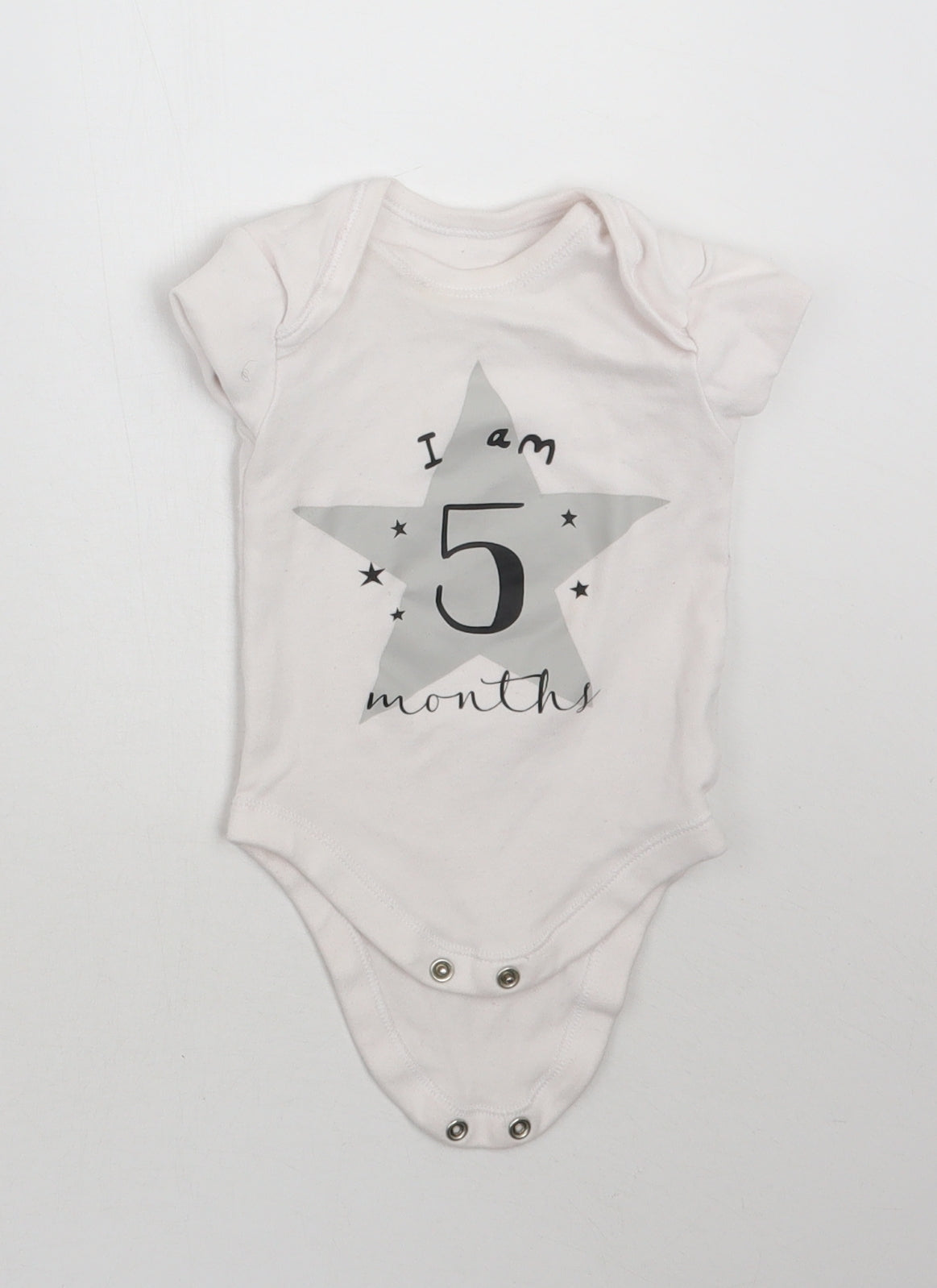 Matalan Baby White   Babygrow One-Piece Size 3-6 Months  - I am 5 months old