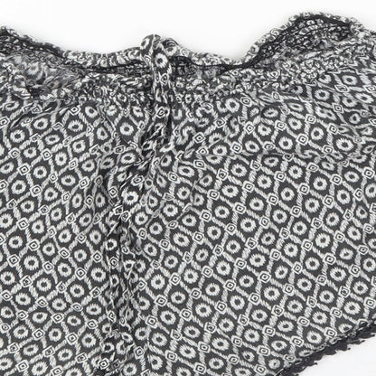 Primark Womens Grey Geometric  Culotte Shorts Size 14