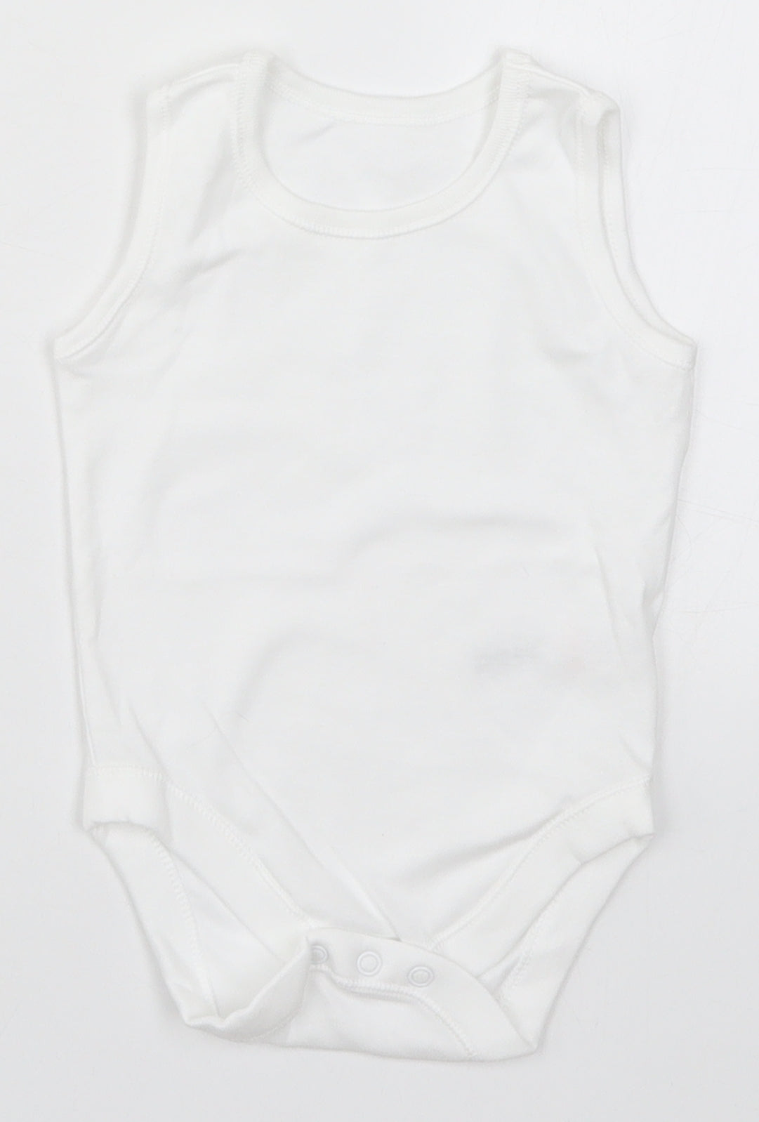 Nutmeg Baby White   Babygrow One-Piece Size 6-9 Months