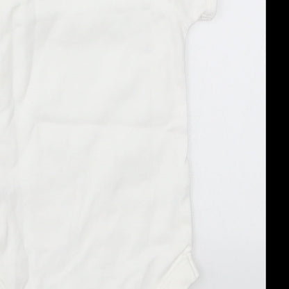 TU Baby White   Babygrow One-Piece Size 6-9 Months