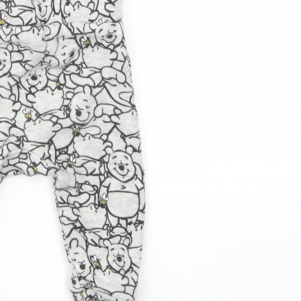 Preworn Baby Grey Animal Print  Capri Leggings Size 3-6 Months