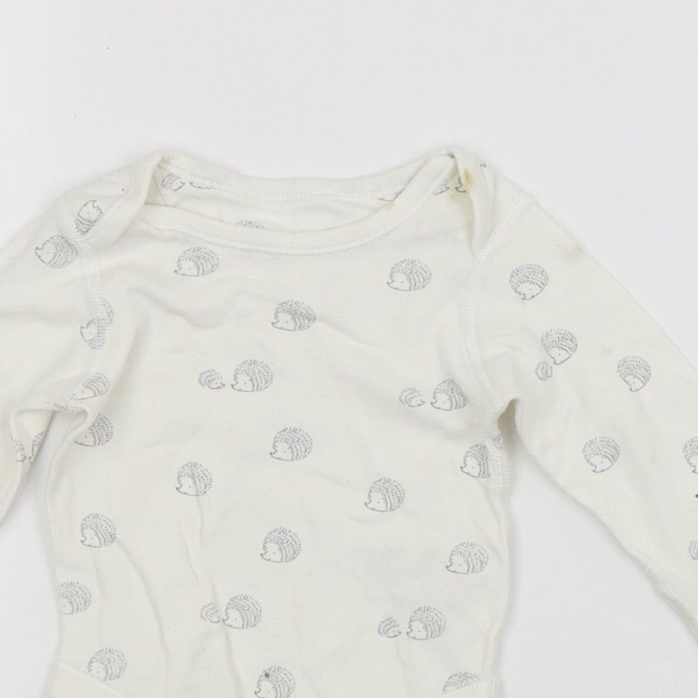 M&S Baby White Animal Print  Babygrow One-Piece Size 0-3 Months