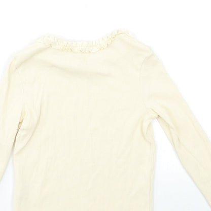 Brand and care label for George girls’ beige basic t-shirt, size 5-6, years