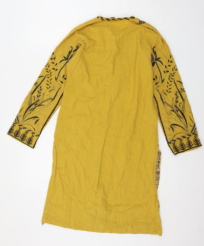 Back view of Jacquard women’s yellow geometric basic blouse, size S