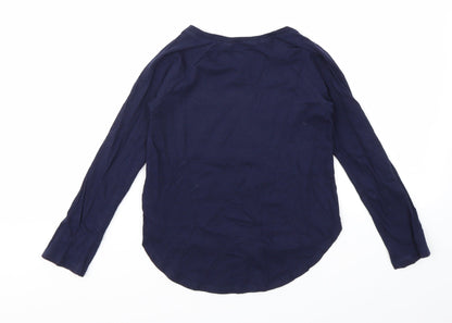Back view of Gap girls’ blue geometric basic t-shirt, size S
