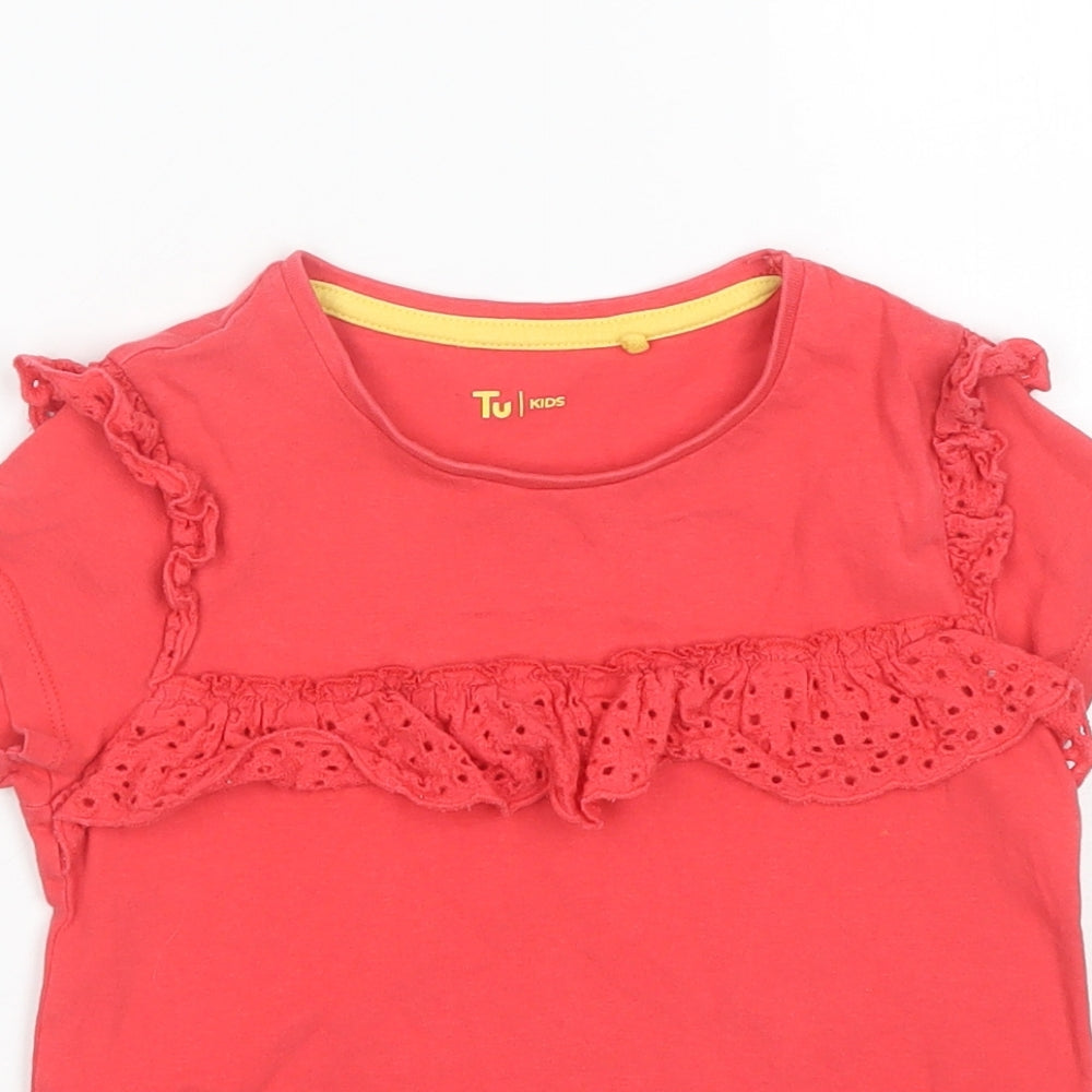 Close-up detail of Tu boys’ red basic t-shirt, size 5-6, years