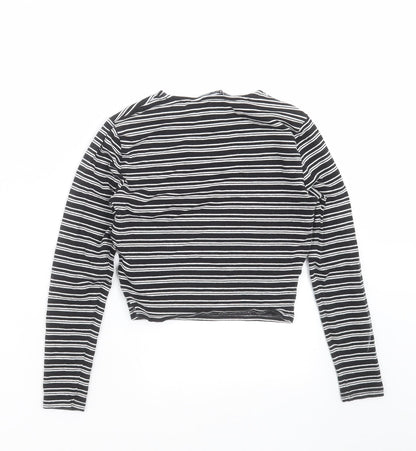 New Look Girls Black Striped  Cropped T-Shirt Size 10-11 Years