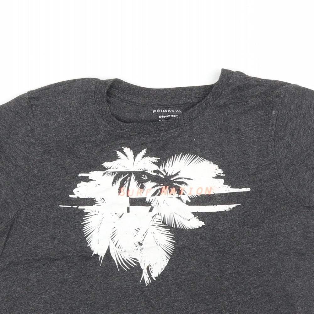 Close-up detail of Primark boys’ grey basic t-shirt, size 5, years