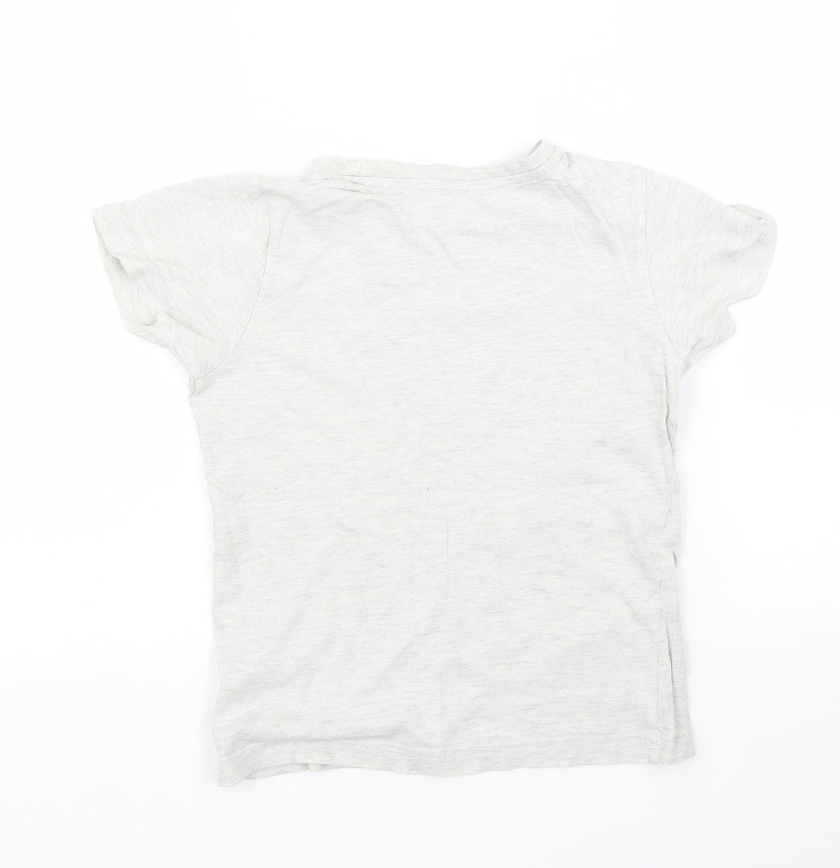 Back view of Primark boys’ beige rayon basic t-shirt, size 5, years
