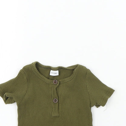 preworn  Girls Green   Basic T-Shirt Size 9-12 Months