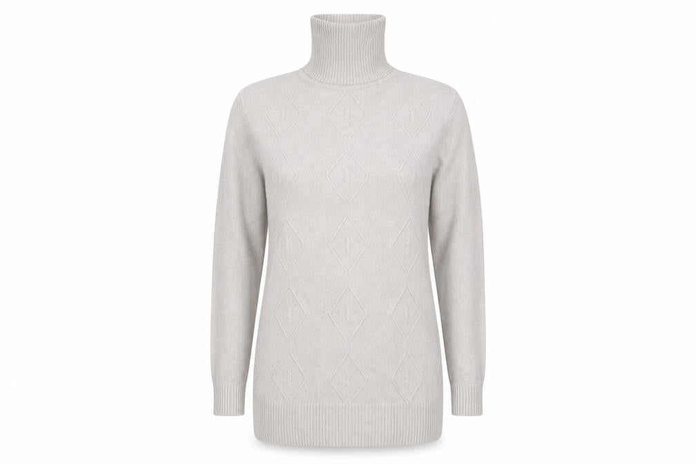 Front view of silver swan women’s ivory argyle/diamond jumper, size L