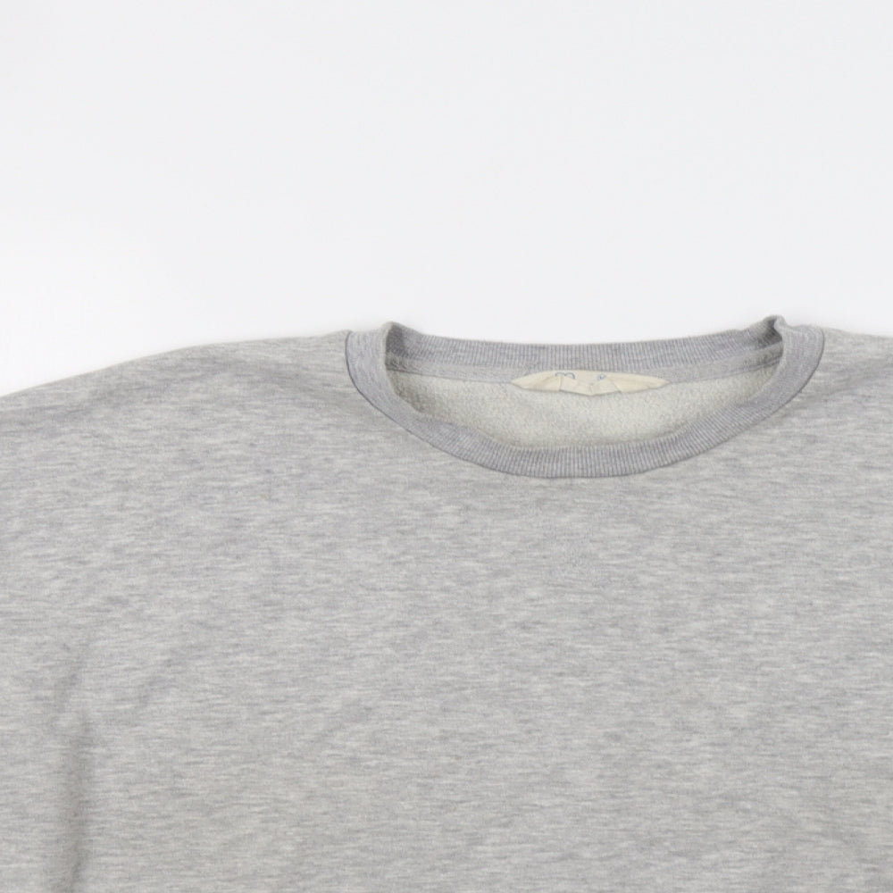 Close-up detail of Primark women’s grey pullover sweatshirt, size M