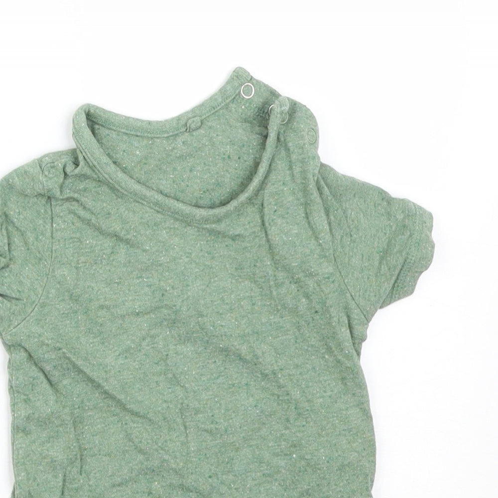 Close-up detail of George Baby Green Basic T-Shirt, size 9-12, Months