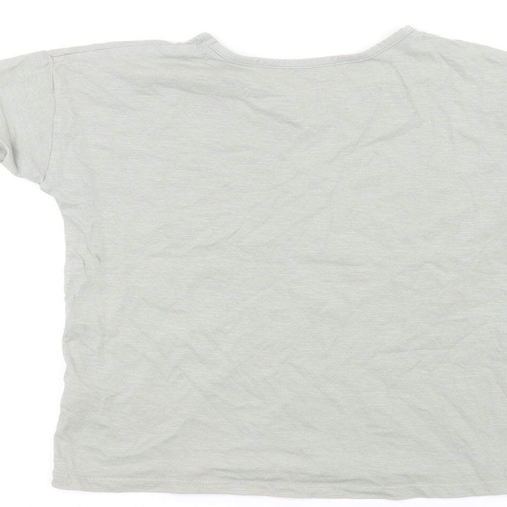 Brand and care label for Matalan boys’ green basic t-shirt, size 11, years