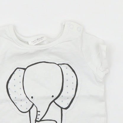 Close-up detail of Next Baby White Basic T-Shirt Size Newborn - Elephant