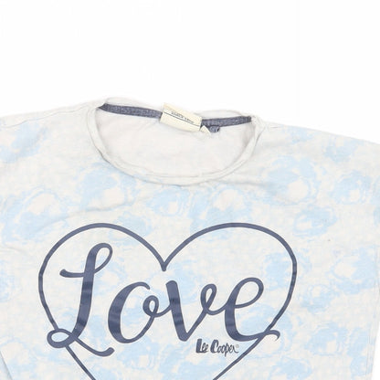 Close-up detail of Lee Cooper girls’ blue basic t-shirt, size 9-10, years