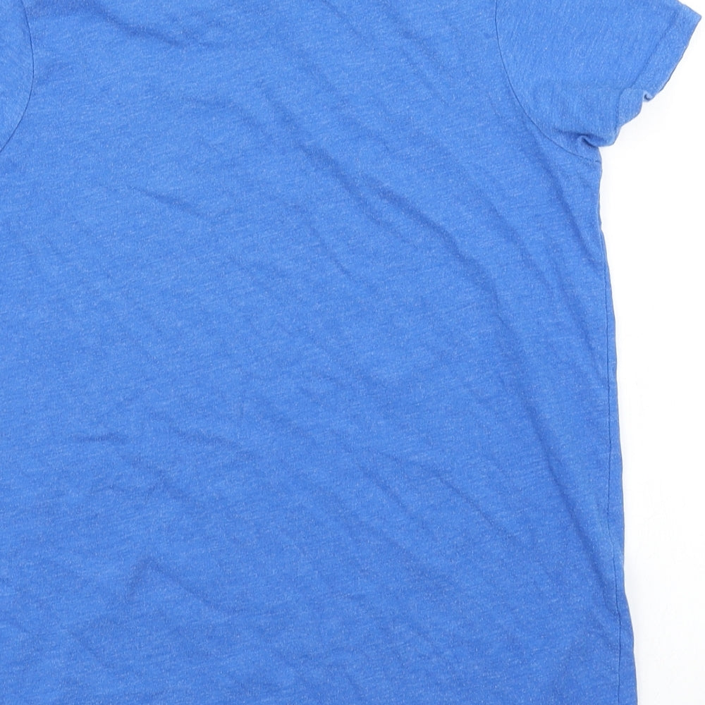 Brand and care label for Primark boys’ blue basic t-shirt, size 11-12, years