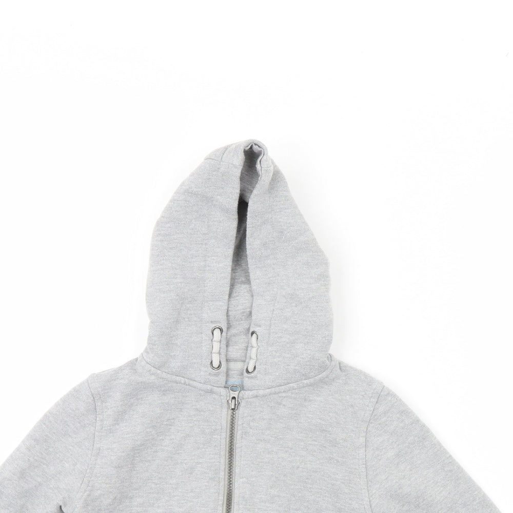 Close-up detail of Primark boys’ grey jacket, size 5, years