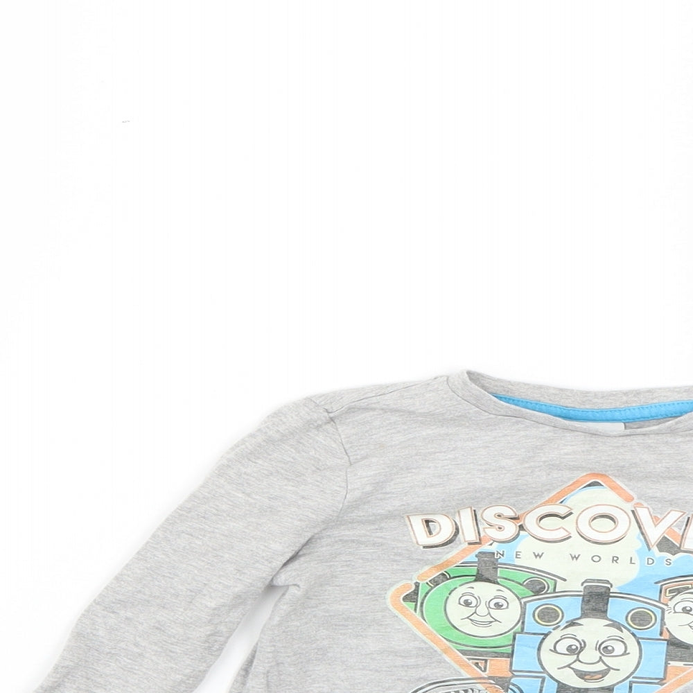 Close-up detail of Thomas & Friends Baby Grey Basic T-Shirt, size 18-24, Months