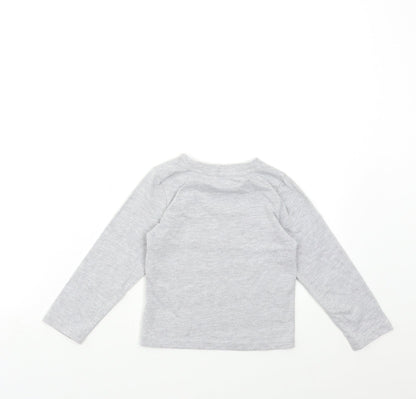 Back view of Primark boys’ grey basic t-shirt, size 4-5, years