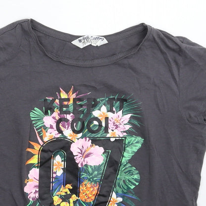 Close-up detail of H&M boys’ grey basic t-shirt, size 11-12, years
