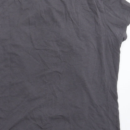 Brand and care label for H&M boys’ grey basic t-shirt, size 11-12, years