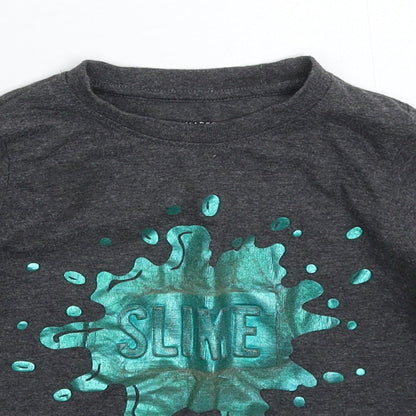 Close-up detail of Primark boys’ grey basic t-shirt, size 2-3, years