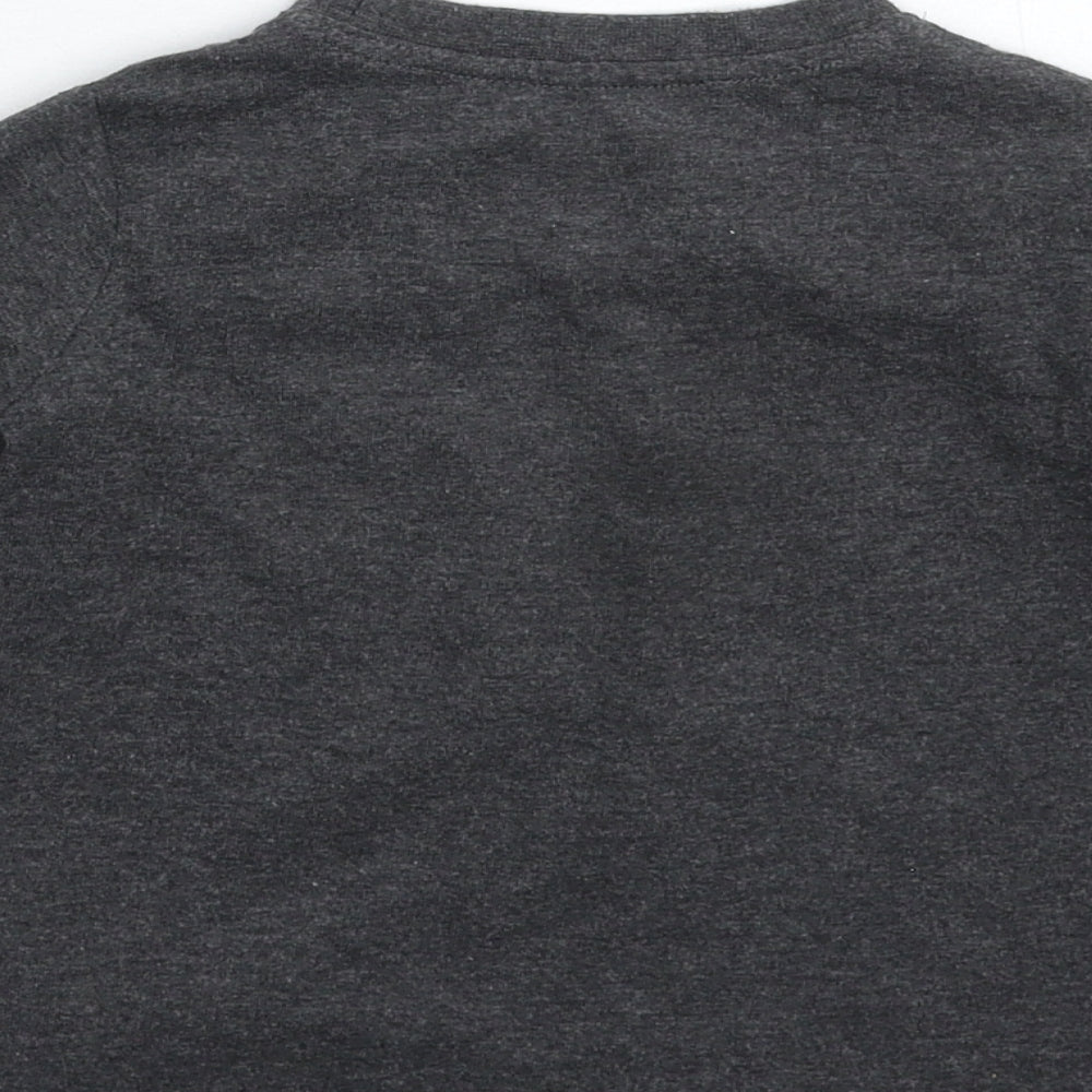 Brand and care label for Primark boys’ grey basic t-shirt, size 2-3, years