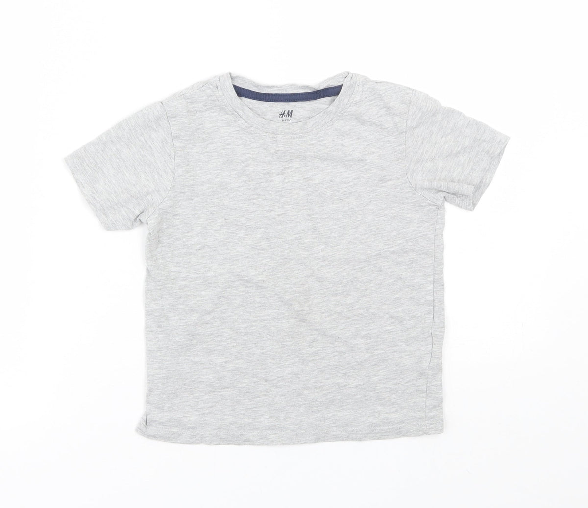 Additional front view of H&M girls’ grey basic t-shirt, size 5-6, years